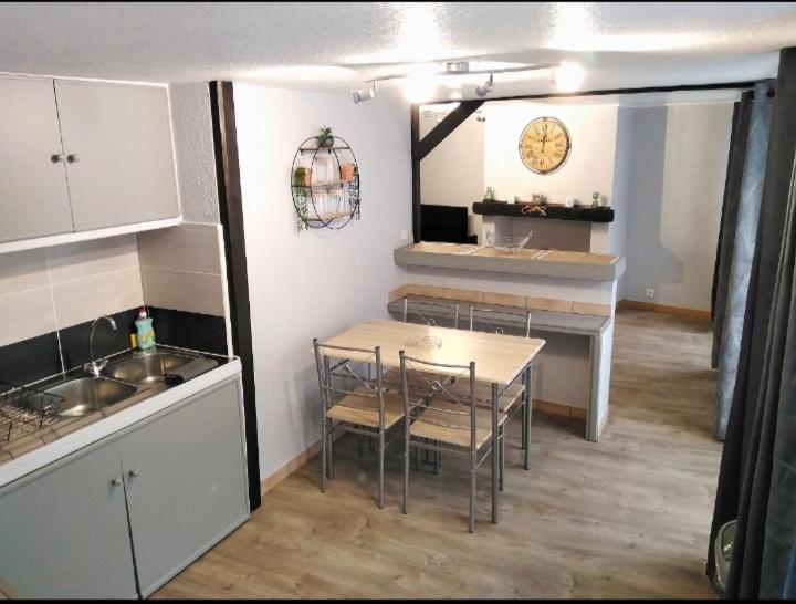 T2 Bis Quartier Chateau De Pau Bagian luar foto